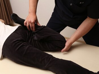 心斎橋ともえ整骨院/身体を土台から整えます