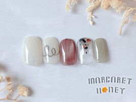 トレンドニュアンスネイル