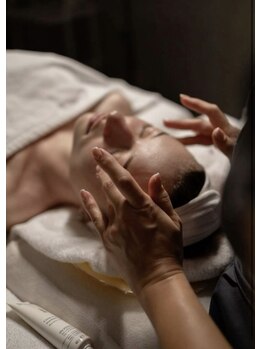 ヴィヴィアン 熊谷店(Vivian)の写真/憧れの小顔へ!オーダーメイド小顔コルギと肩こりスッキリで、あなた史上最高の私に◎