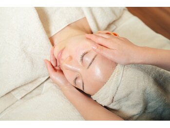 キュー(qu')/小顔矯正フェイシャル