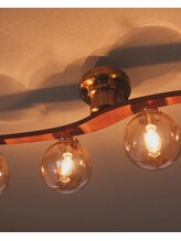 アンドスロウ(&slow)/暖かい雰囲気の照明