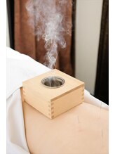 えんじゅく整骨院/お腹のお灸