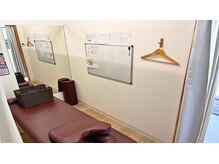 高座渋谷駅鍼灸院 整骨院の雰囲気（プライベート空間を重視・お子様連れ・ベビーカーご安心ください）