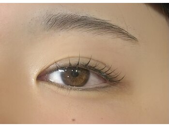 ビューティースペースラルジュヘアー(Beauty Space Large hair)の写真/【アイブロウ+まつ毛パーマで大満足♪】高い技術力×デザイン力!貴女の魅力を最大限に引き出します◎
