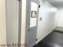 【☆tep &nbsp;by RELASH水色のドアが目印です☆】