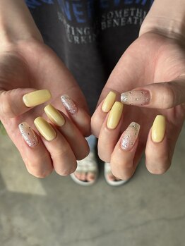 イエローネイル×ラメ