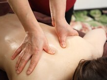 健美リラクゼーション/肩凝りおすすめオイルケア