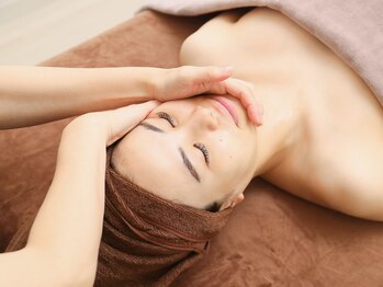 ソウ(sou)の写真/【結果重視の方必見】毛穴/ニキビ/シミシワでお悩みの方に◎歴15年のスタッフが肌を見極め究極の肌質改善を