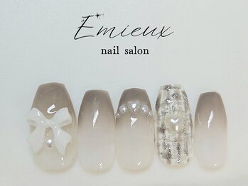 エミュー(Emieux)/ツイードリボンネイル