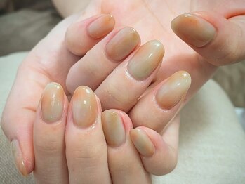 フリルビューティー(Frill beauty)の写真/シンプルからトレンドまでデザイン豊富にご用意♪定額コースはオフ込の値段で、お得にネイルを楽しめる☆