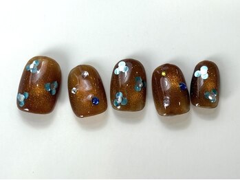 ネイルメゾン 天神店(NAIL MAISON)/マグホロストーン花秋¥9000