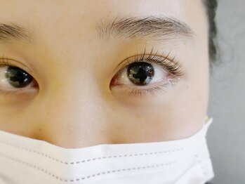 アトリエ プラス リム(atelier +LIM)/まつげカール