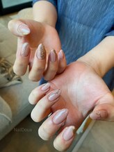 ネイル ドゥ 岡山駅前店(Nail Doux)/上品ラインアート