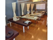 心香(シンコウ)/施術ベット