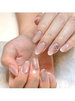 ネイルファクトリー 横浜ベイクォーター店の写真/シンプルなのに目を惹く上品デザインが得意♪プロネイリストによる1ランク上の仕上がり・モチの良さが人気