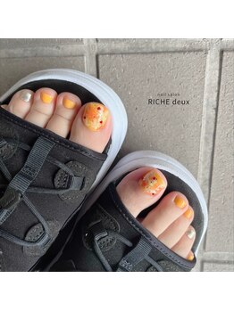 リッシュ ドゥ(RICHE deux)/秋のフットネイルは紅葉で!