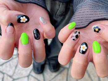 バーロビューティールーム ヨコハマ(Balo Beauty Room Yokohama)/ネオン×ブラック　