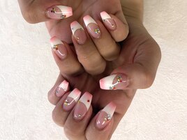 韓国ネイル/フレンチネイル