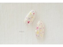 スリー 自由が丘(THREE)/フラワーストライプネイル