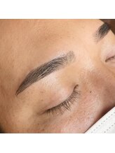 ビューステージ アイブロウサロン 立川/清潔感のある眉に