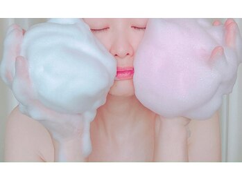 モモン シャルール/ブツブツ毛穴・小鼻の黒ずみに！