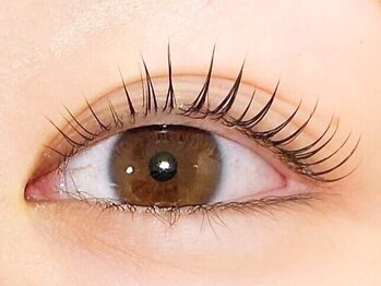 アイカム(Aicome)の写真/キレイにまつげUP!モチの良さ抜群!"Aicomeで人気の次世代まつげパーマ"ナチュラル&ぱっちりな仕上がりに♪