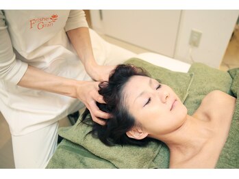 フリッシェ グラン(Frishe Gran)/強めのヘッドマッサージは大人気