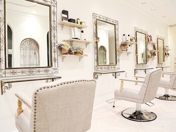 ココ アイラッシュ(co.co. eyelash)/美容室併設