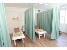 縁 整体院(en)の雰囲気（一部屋ごと調光可能で清潔感のある落ち着いた空間です！）
