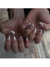 ネイルクイーン(Nail Queen)/ミラーグラデーション¥7900♪