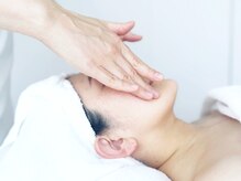 リブランカ(Reblanca)/毛穴レス×立体小顔Wケア