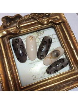 ネルフィーズ(NAILFY's)/シースルーにヒョウ柄