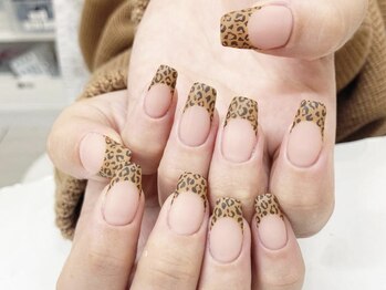 ミナミネイル(MINAMI NAIL)/ヒョウ柄フレンチ