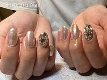 ソロルル ネイル(Sororuru Nail)/埋めつくしオーロラネイル