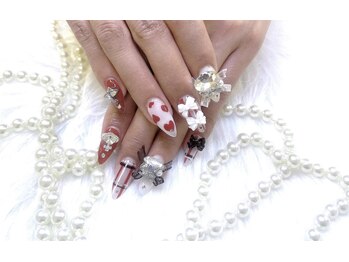 クイーンネイル 新宿(Queen nail)/長さ出しやり放題