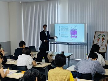 フィートウォーマー(Feet Warmer)の写真/【大阪/西中島】プロの講師が施術！本場台湾で修行した施術者の「足つぼ専門店」