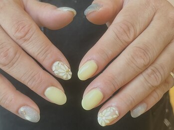 ネイルズ ララ(nails Lala)/lemon color。