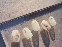 マリーネイルズ ららぽーと磐田店(MARIE NAILS)の雰囲気（秋のネイルもたくさんありますよ。）