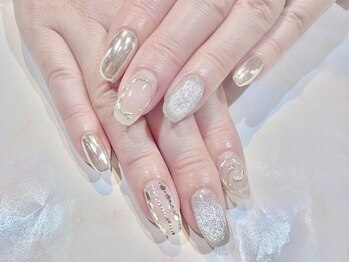 ティーズ ネイルマツエクサロン 品川本店(T's)の写真/【自爪ケア×トレンドネイル】自爪に優しい&モチ◎パラジェル¥0&自爪を削らないフィルイン可/メンズケアも