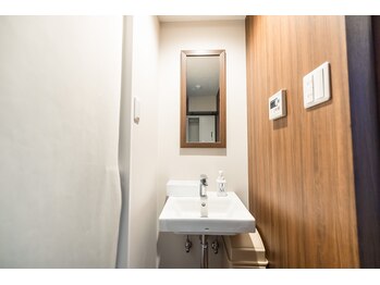 ユアーズ 京都 四条大宮(YOURS)/