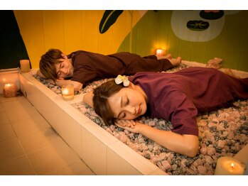 アール ピースア(R pii-suer)/ローズクオーツゲルマミスト浴