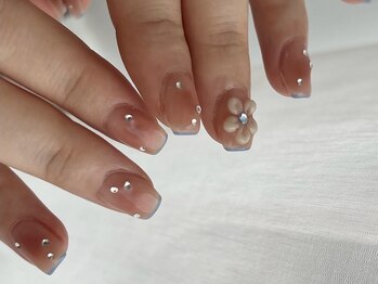 お花/ぷっくり/チーク/フレンチ