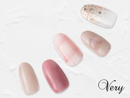 大人バレンタインネイル