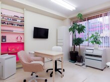 ネイルサロン ビー トライアングル 神楽坂店(B'triangle)