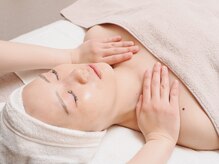 コウル 川西能勢口店(geoul)/デコルテマッサージ