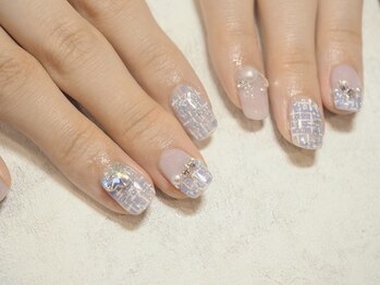 B's amor 大府店 Nail design