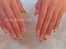 プリュネブランシュネイル(Prune Blanche Nail)
