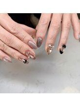 エンズネイル(O’s nail)/アシンメトリーネイル