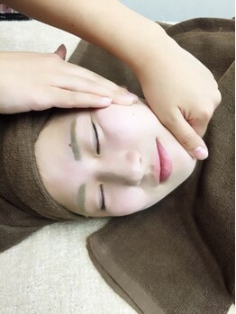 アンジェリーク 八王子店/エラや垂れた頬肉も改善！