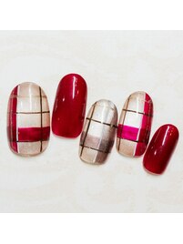 ボルドーマグチェックネイル